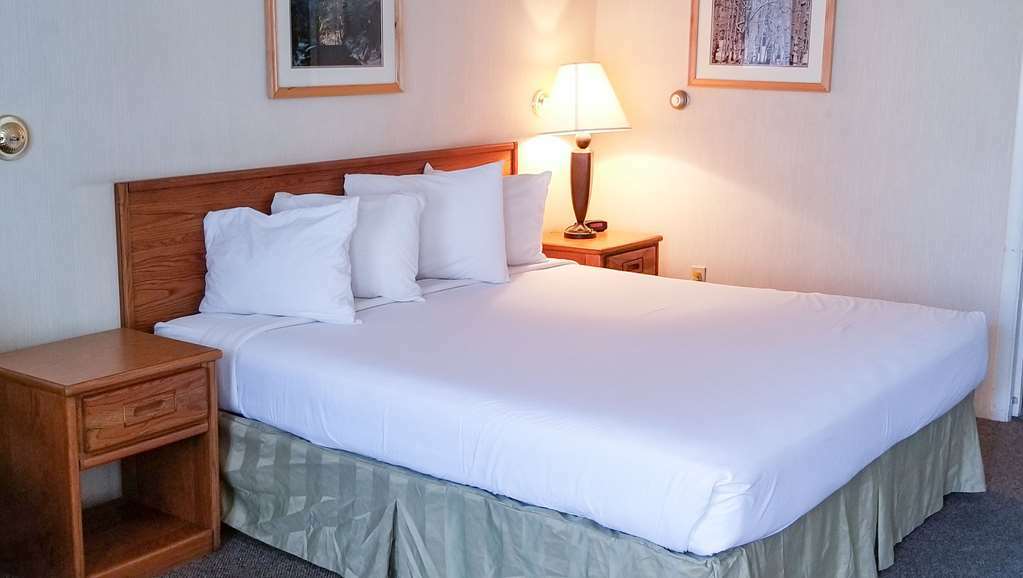 Magnuson Hotel Ийли Стая снимка